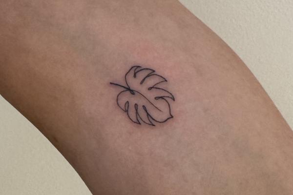Fineline Single Line Tattoo Leaf