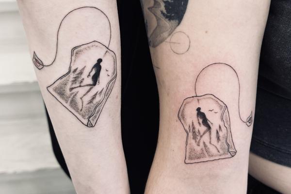 Fineline Teabag Diver Tattoo