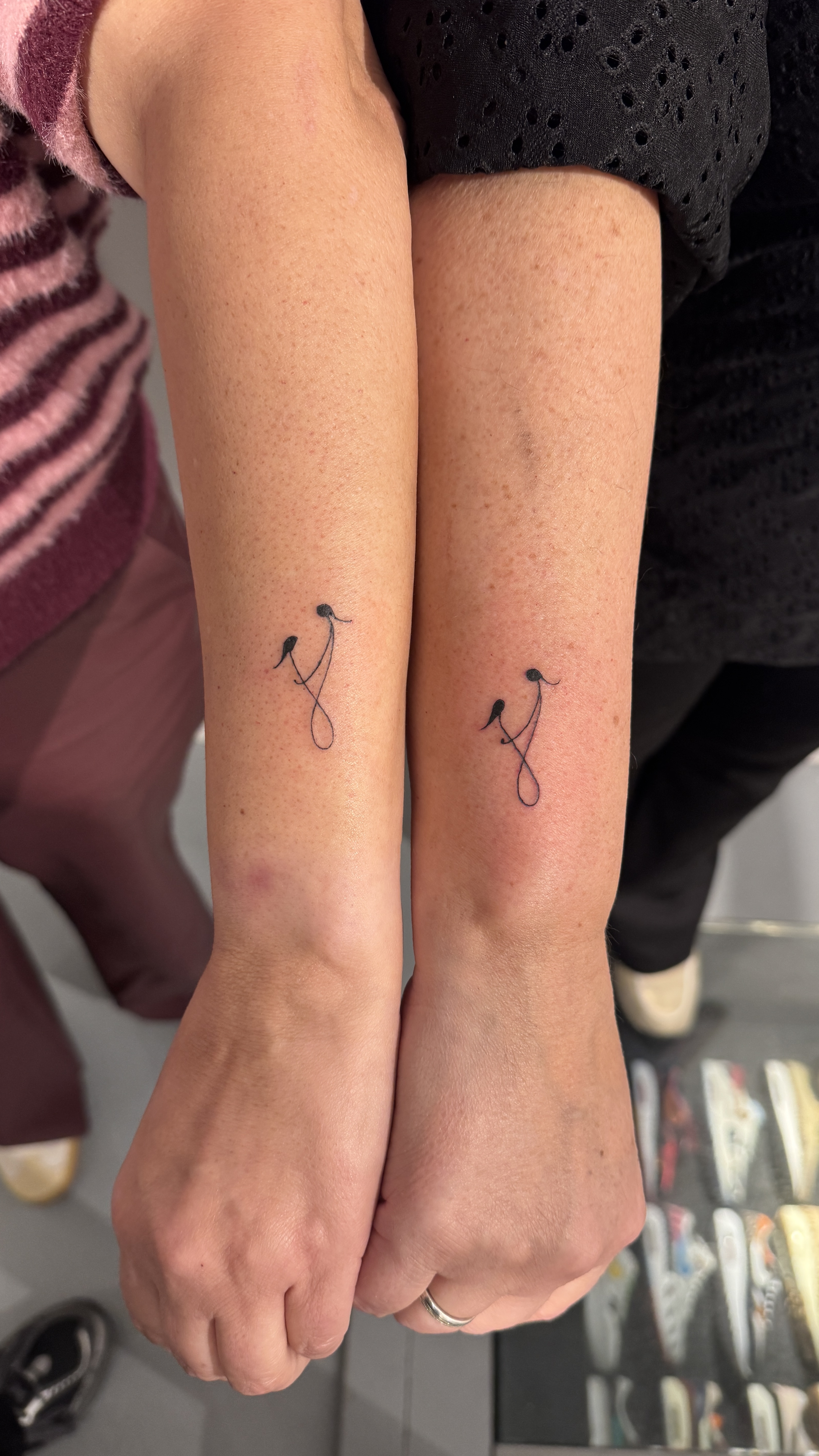 Fineline Tattoo Sisters